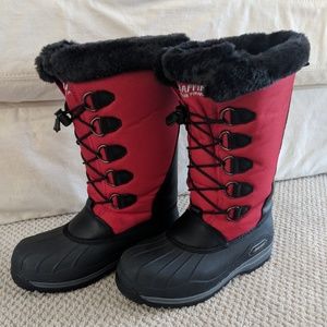 Baffin Snow boots in new condition